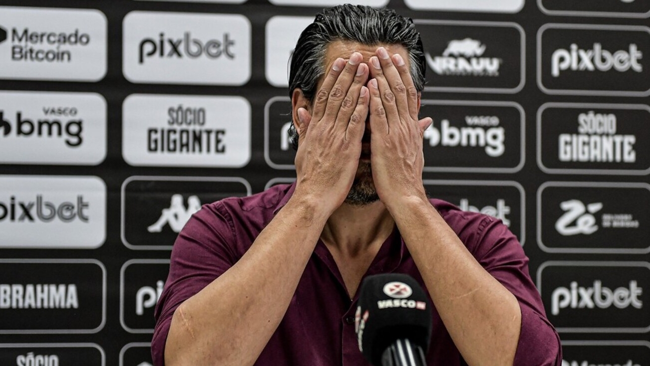 Paulo Bracks, diretor esportivo do Vasco, é demitido pelo grupo 777