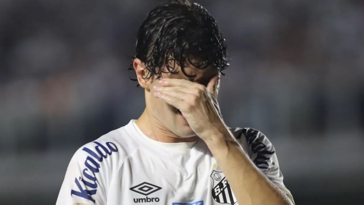 Com receita de 11 milhões, Santos planeja fazer mudanças no elenco para 2024