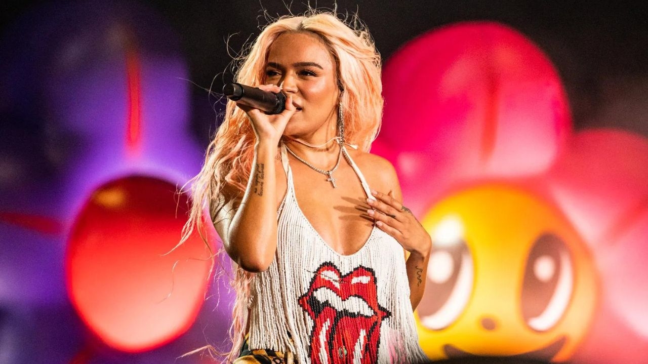 Karol G atualiza fãs sobre sua apresentação no Brasil