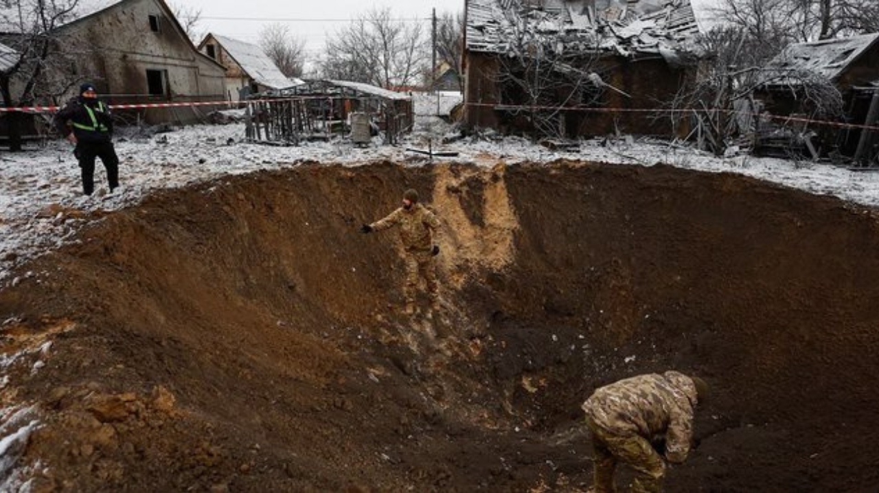 Rússia lança ataque com mísseis balísticos em direção à Kiev e deixa feridos