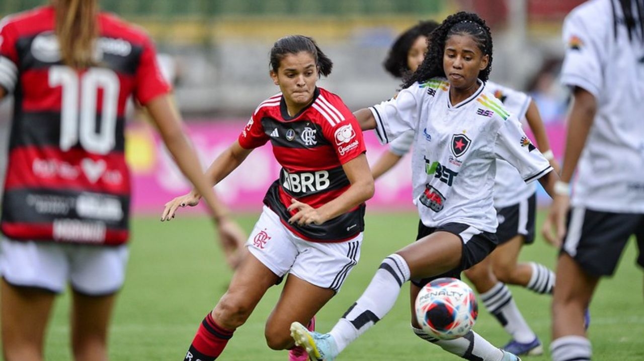 Copinha Feminina: Flamengo e Santos se enfrentam nesta segunda