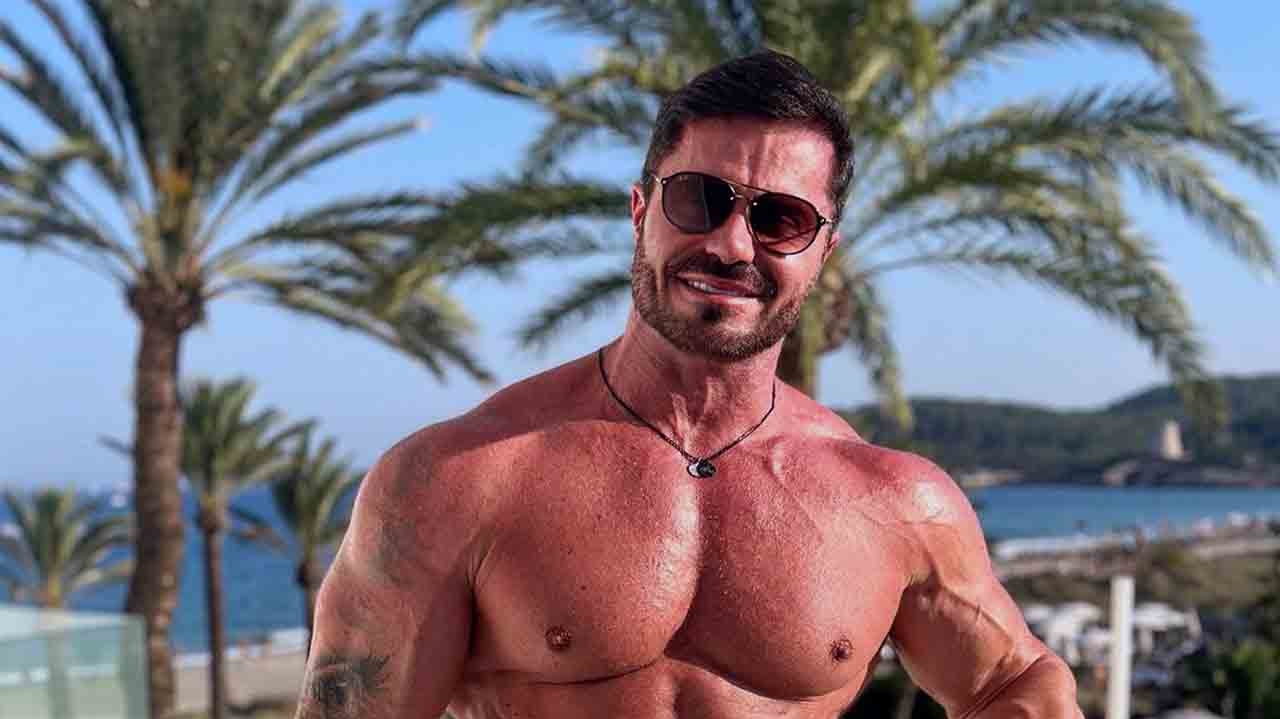 Influenciador Renato Cariani diz que foi surpreendido em operação da PF