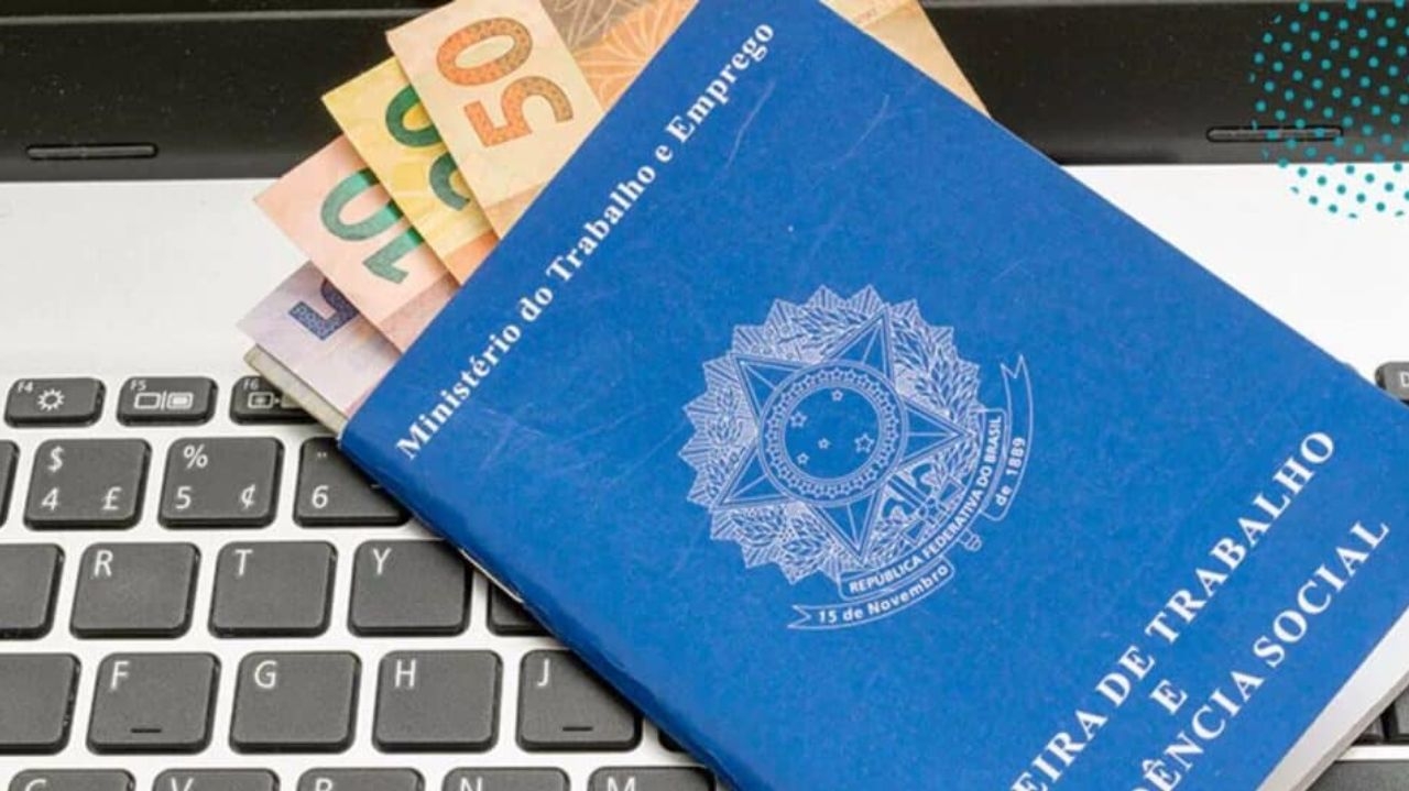 Salário mínimo deve subir para R$ 1.412 em janeiro de 2024