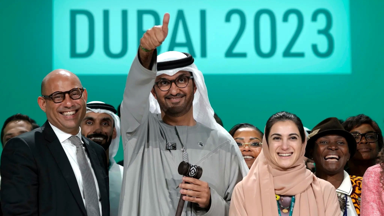 COP28: acordo reconhece urgência de reduzir emissões, mas enfrenta desafios orçamentários e indefinições