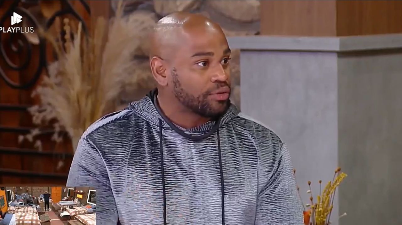 A Fazenda 15: Black diz que pediu Kally em namoro porque se apaixonou e não por medo de roça