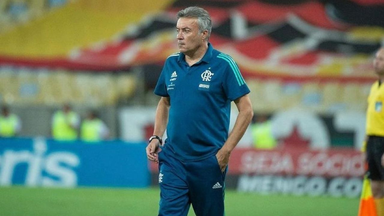 Domènec está próximo de ser o novo treinador do Athlético-PR