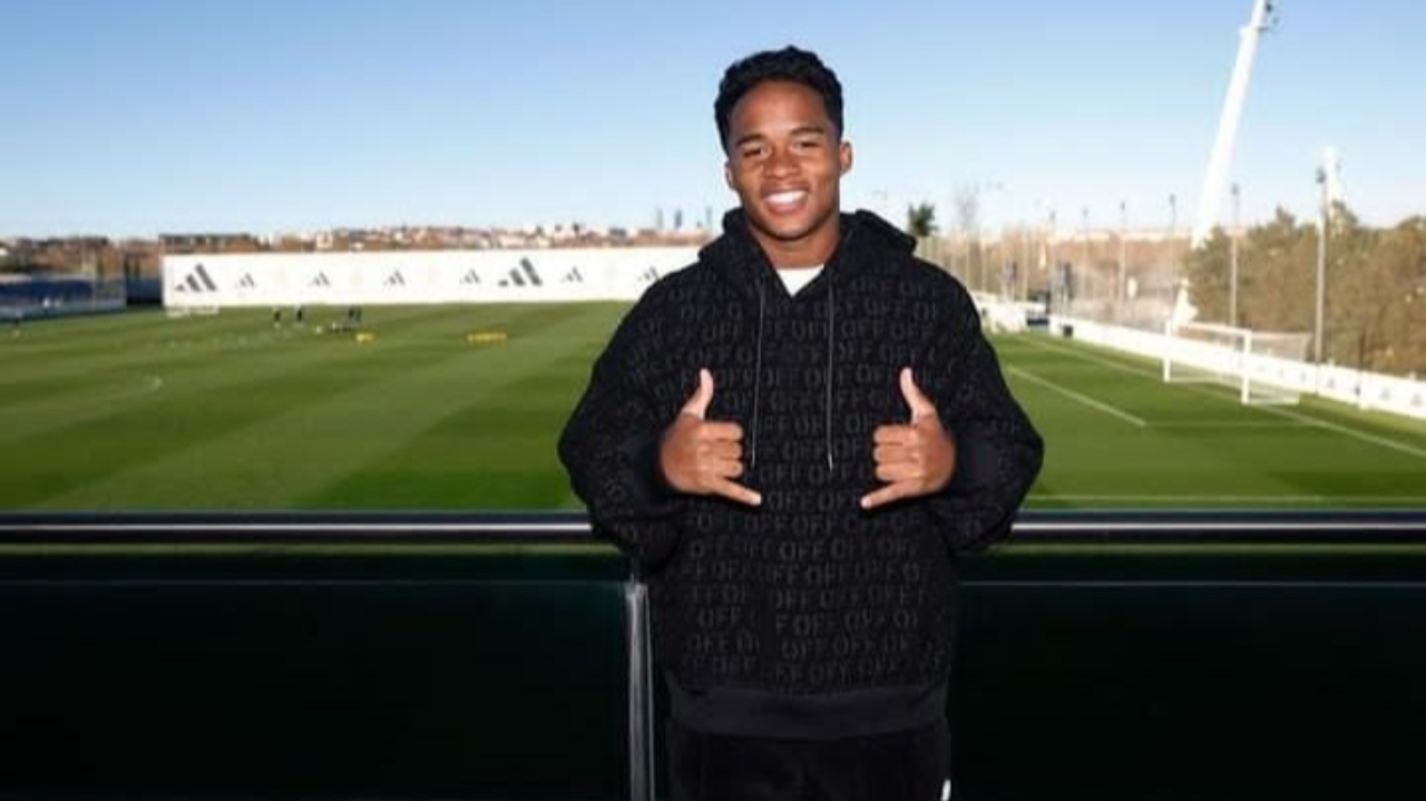 Endrick comparece em jogo do Real Madrid e dá entrevista em espanhol