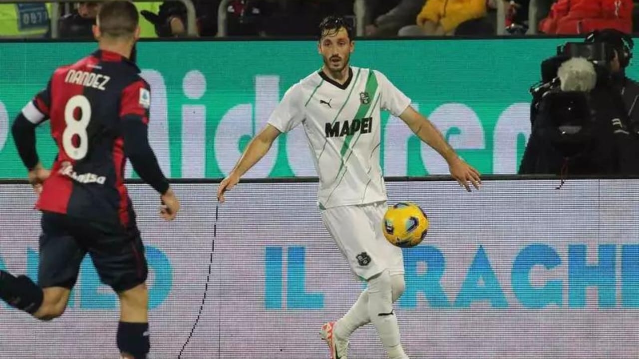 Flamengo negocia com Matias Viña para substituir Filipe Luís