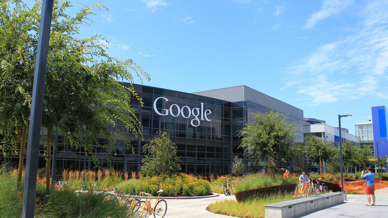 Empresas de tecnologia têm ondas de demissão durante todo o ano de 2023