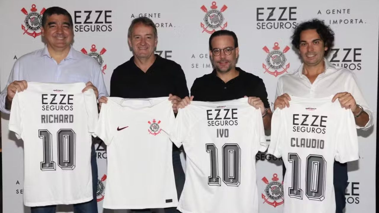 Augusto Melo não aprovou o patrocínio fechado pelo Corinthians antes da sua gestão