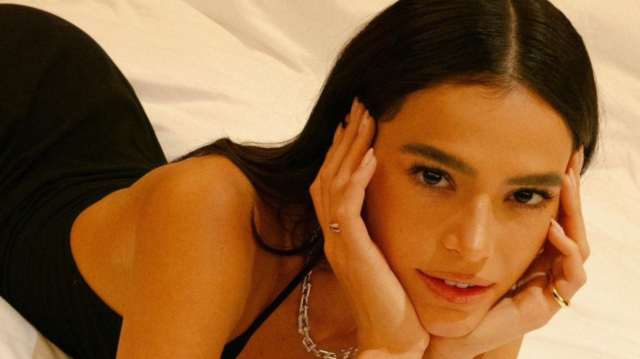 Bruna Marquezine renova seu corte de cabelo