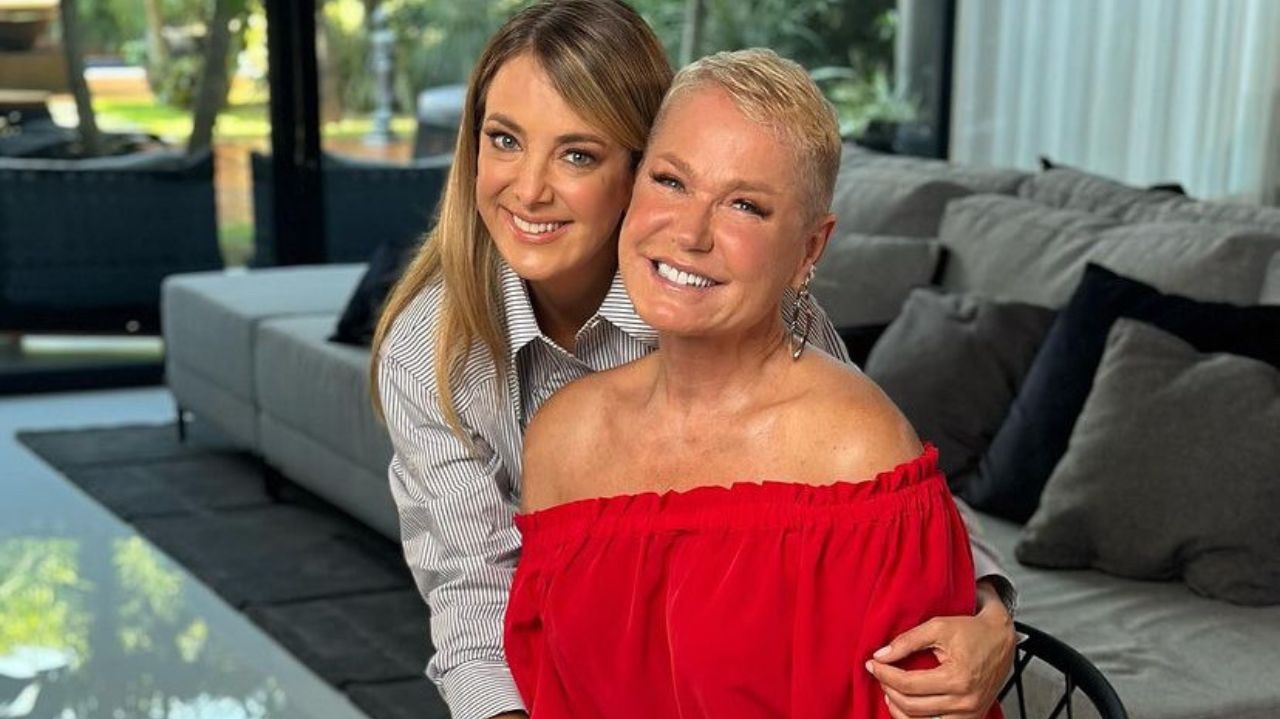 Ticiane Pinheiro publica foto com Xuxa e comemora o momento