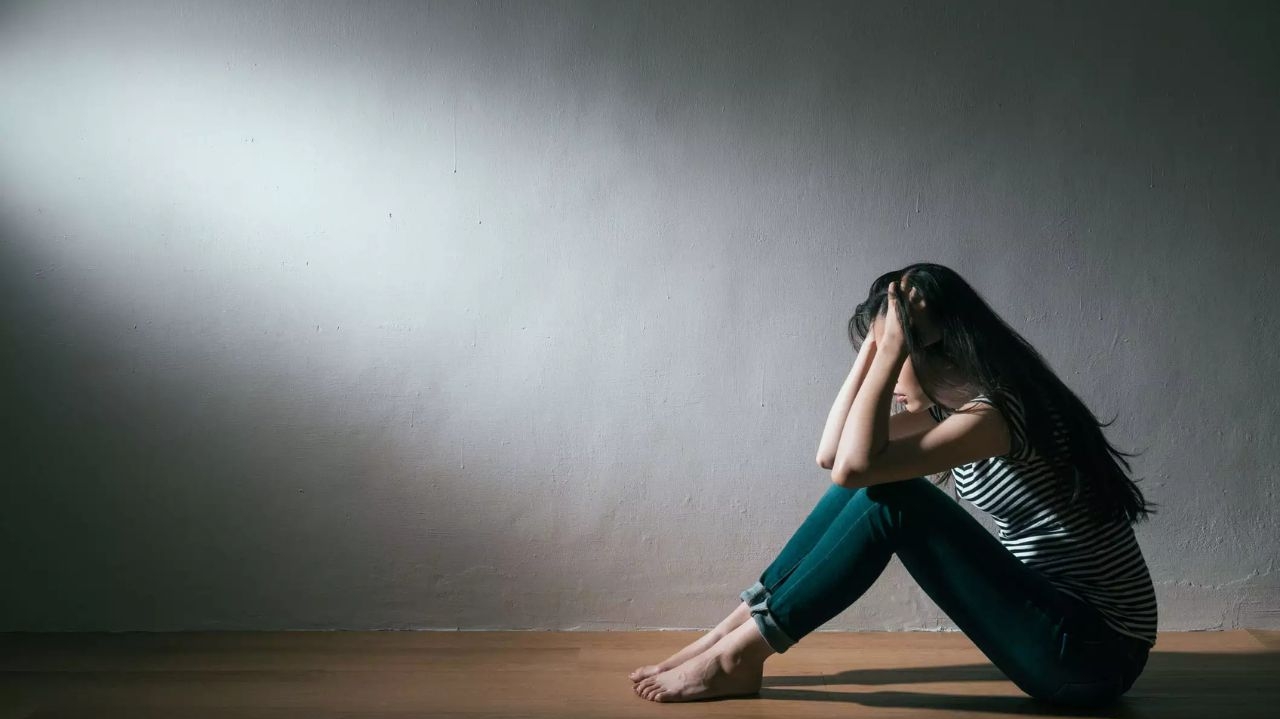 Depressão: entenda o que é, principais causas e tratamento