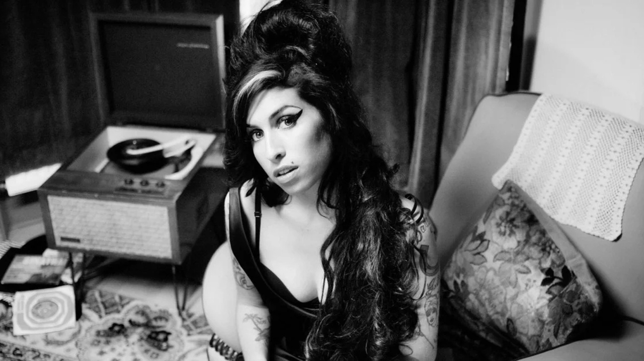 Biografia de Amy Winehouse, “Back to Black”, recebe data de estreia