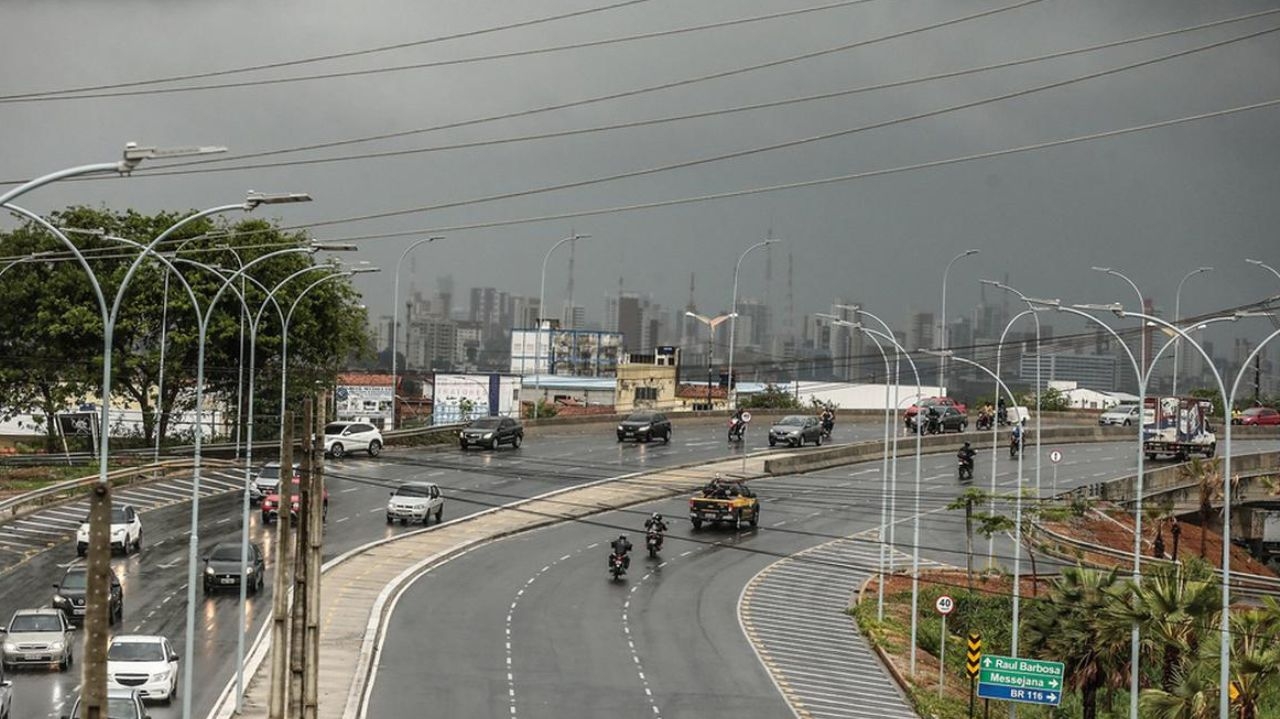 Predomínio de chuvas: confira a previsão do tempo para o réveillon 2024