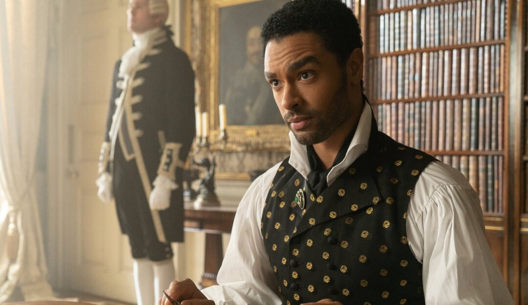 Regé-Jean Page, de Bridgerton, estreia em Hollywood em remake de O Santo