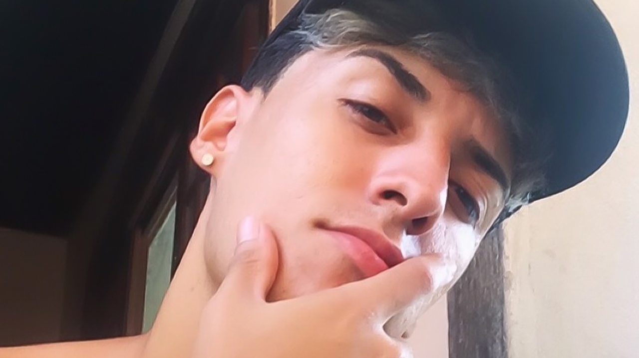 Saiba quem é o influenciador que foi enterrado e encontrado morto no quintal da casa de um casal de amigos