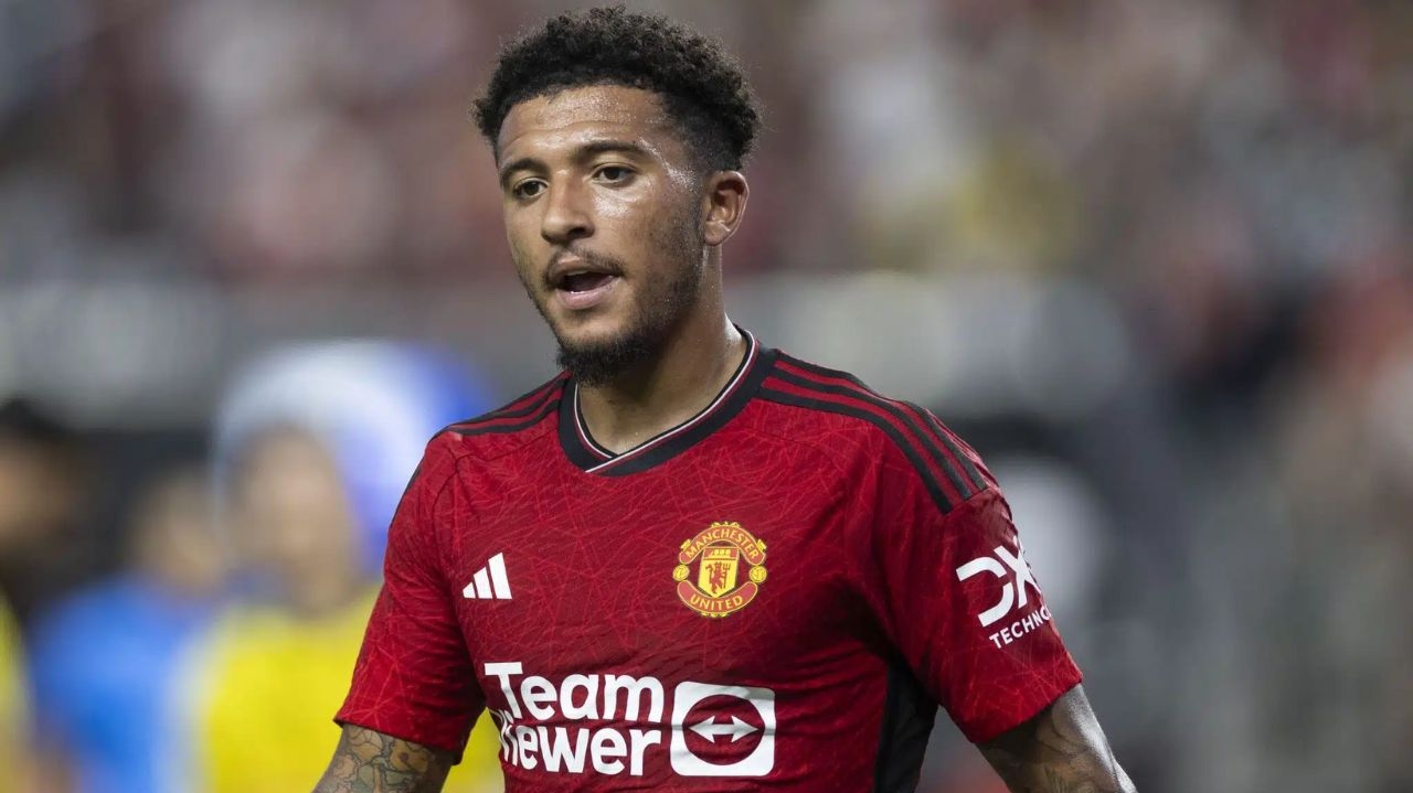 Borussia Dortmund faz proposta para ter Jadon Sancho novamente