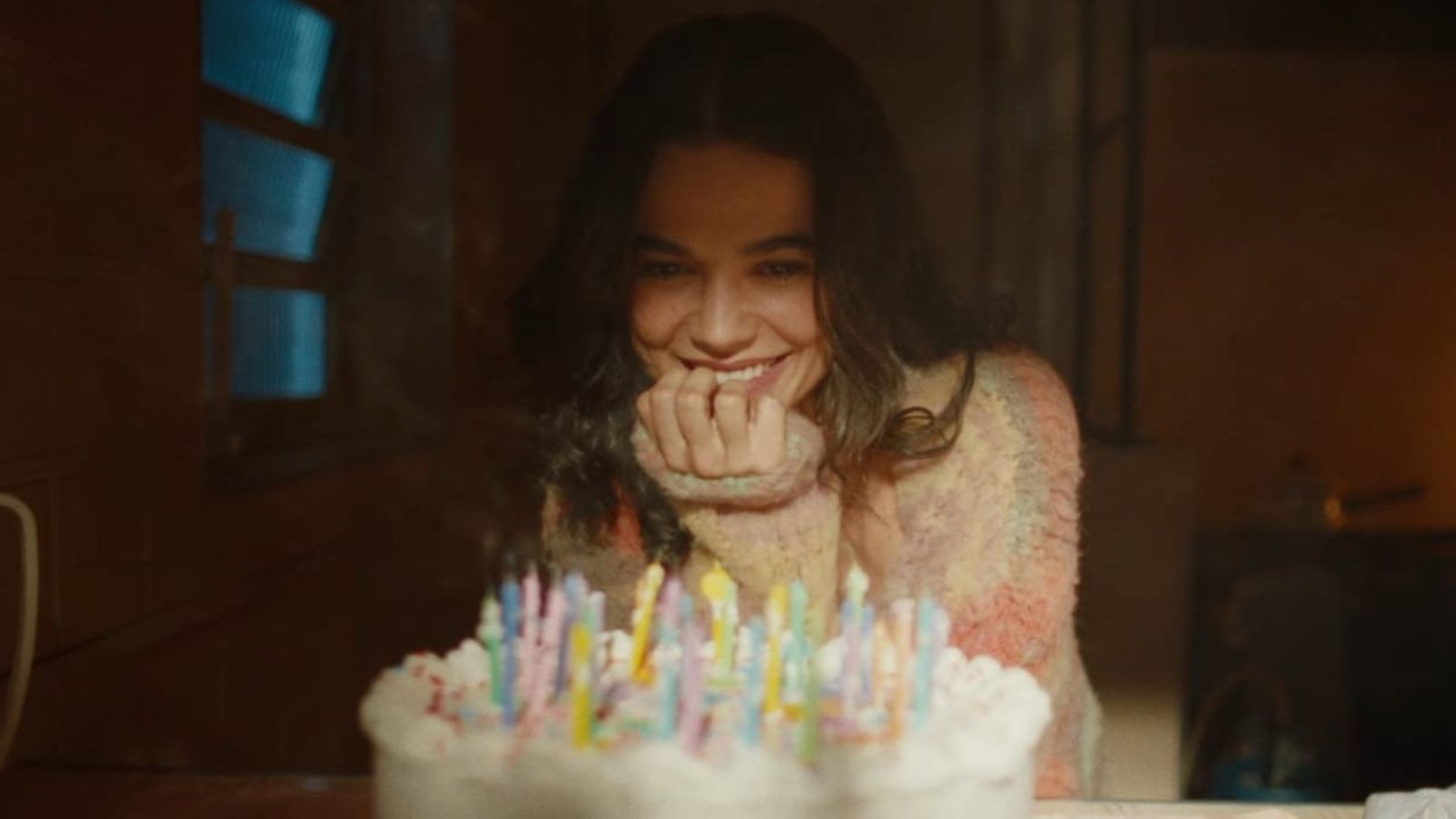 Manu Gavassi encerra projeto audiovisual com o emocionante curta “31”