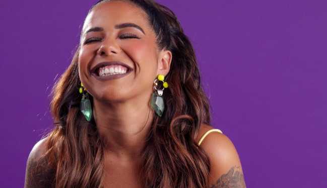 Exclusivo: Júlia Peixoto fala sobre o lançamento de sua linha de maquiagem: ‘Muita originalidade’