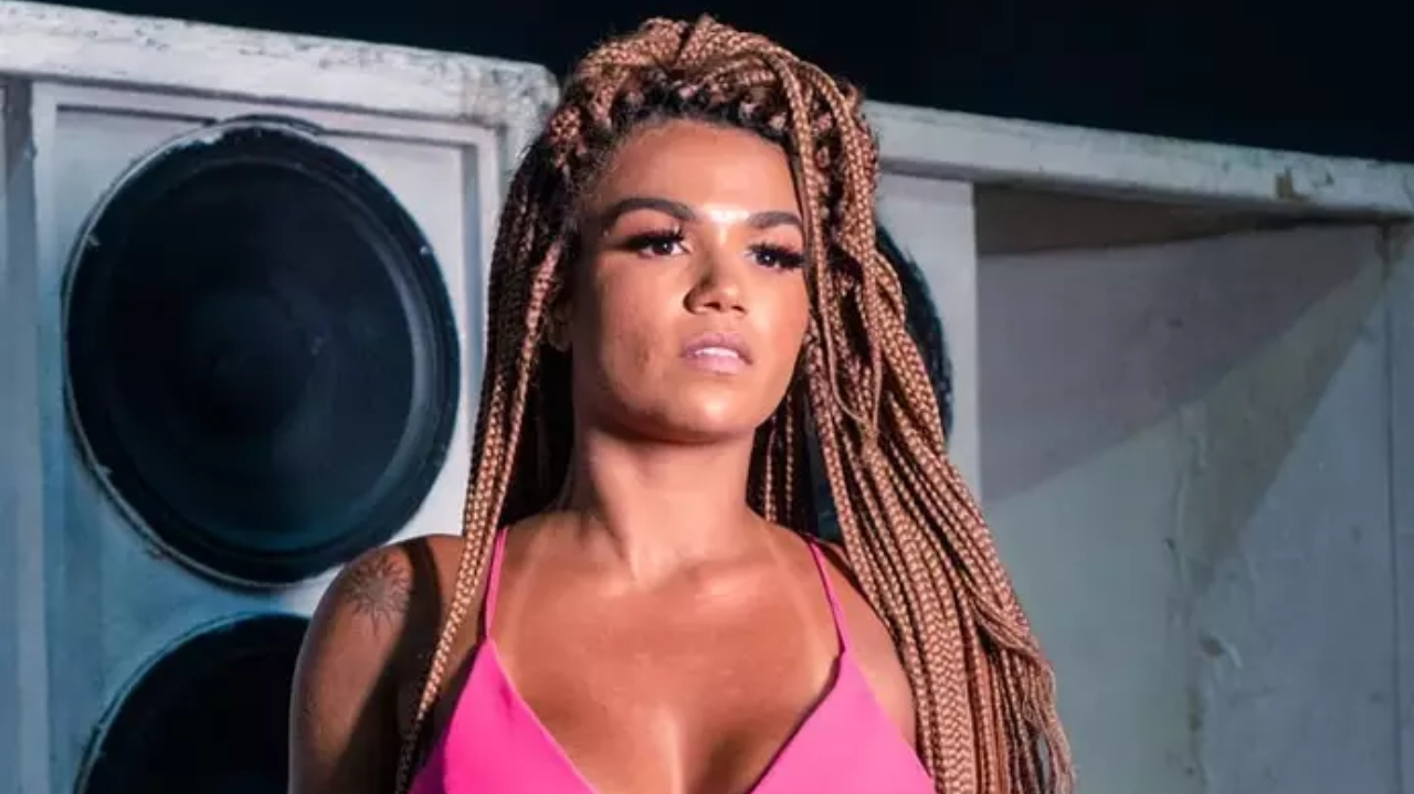 MC Sabrina reaparece nas redes sociais após hiato de sete meses