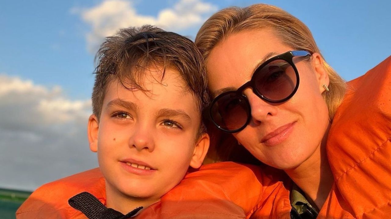 Ana Hickmann preza pelo bem estar do filho e comparece ao Conselho Tutelar