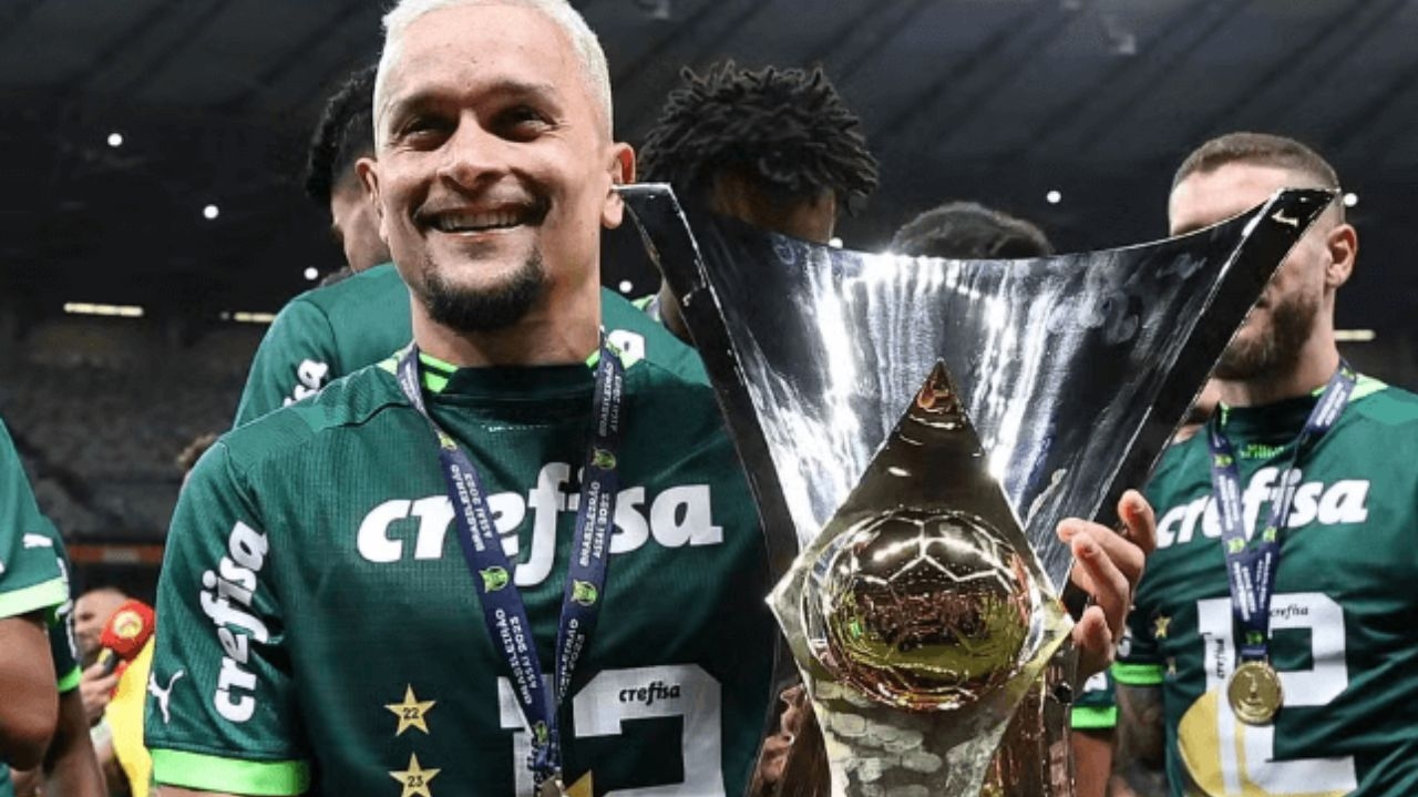 Palmeiras fecha negociação de Artur para o Zenit