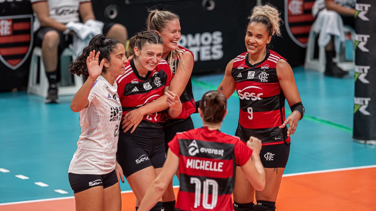 Flamengo derrota Bluvôlei e vence oitava seguida na Super Liga de Vôlei