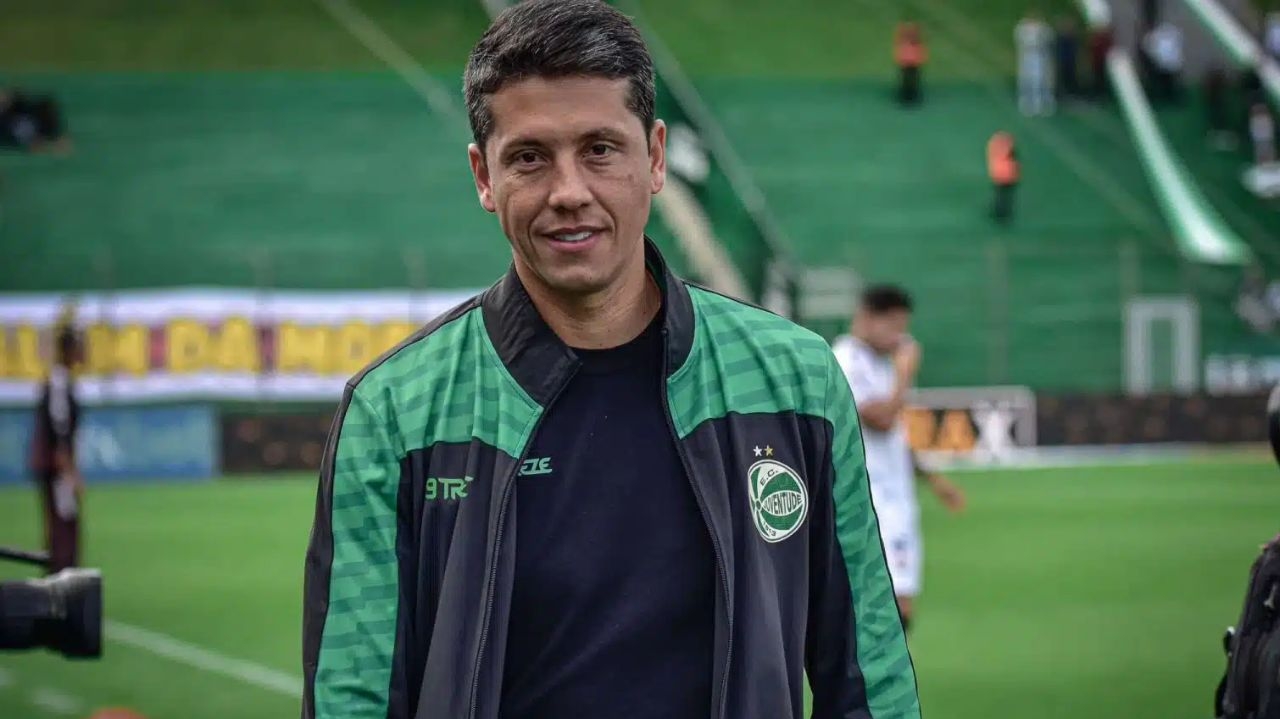 Thiago Carpini é o escolhido pelo São Paulo para suceder Dorival Júnior