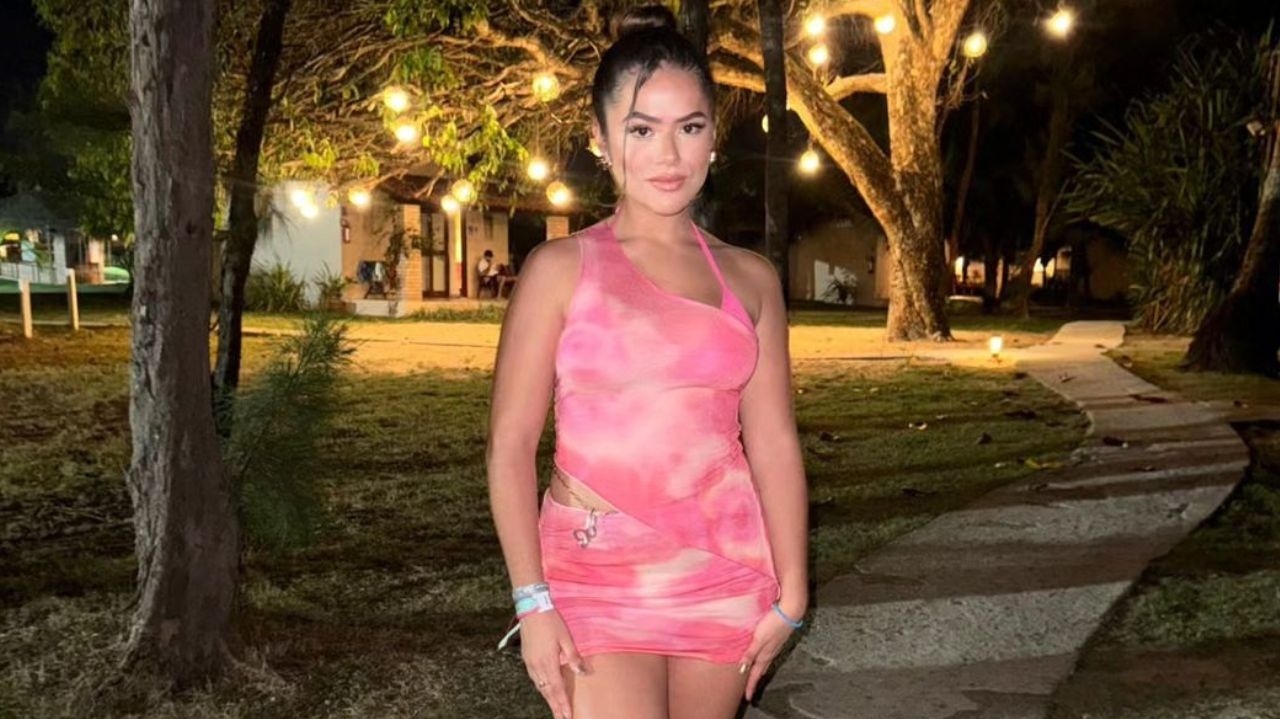 Veja os looks praianos de Maisa para se inspirar neste verão