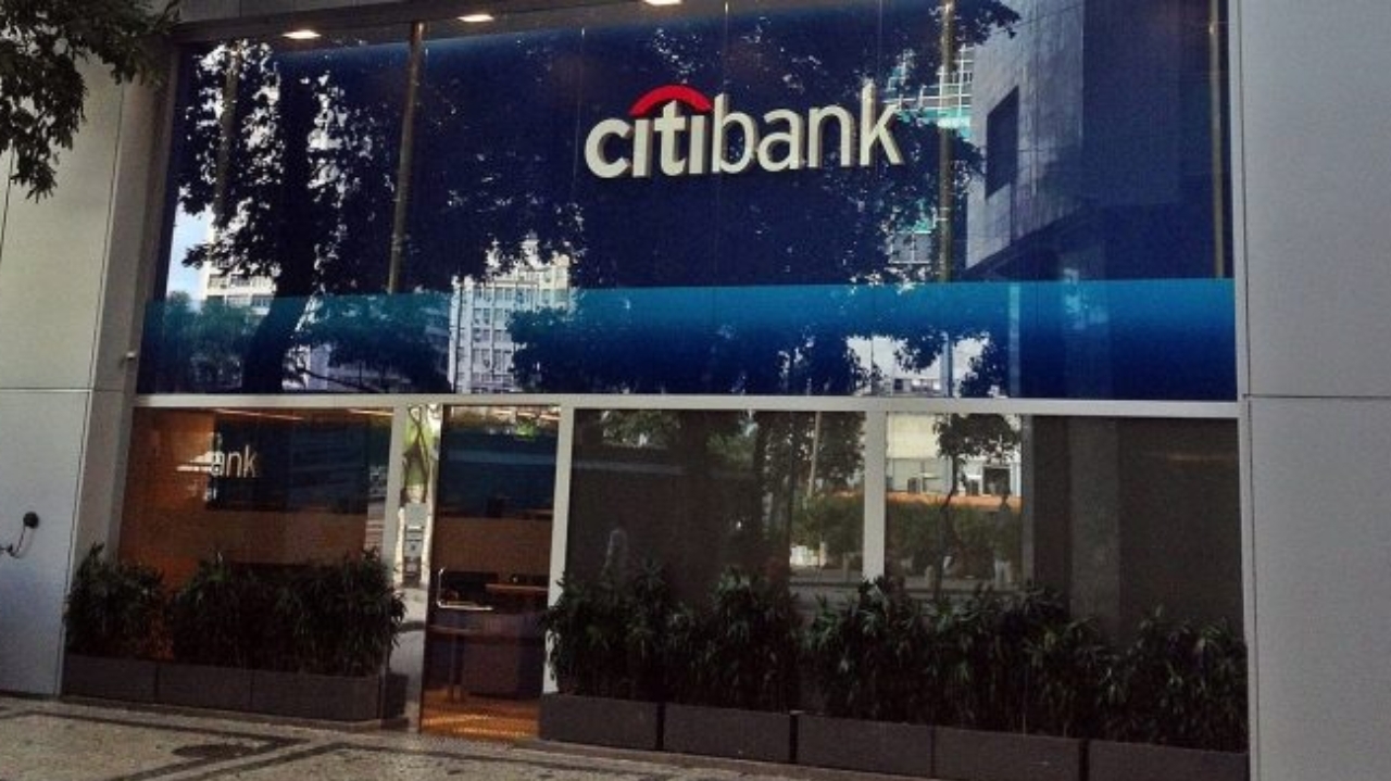 Citigroup planeja redução de 20 mil empregos após prejuízo de 1,8 bilhão de dólares