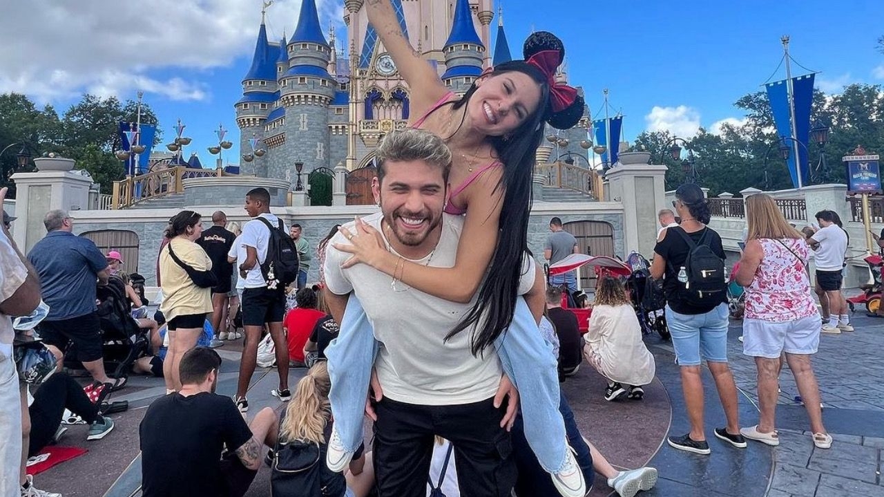 Ana Castela e Gustavo Mioto anunciam fim do relacionamento pela segunda vez