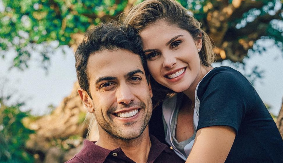 Bárbara Evans diz que foi difícil se aceitar após engordar 14 quilos