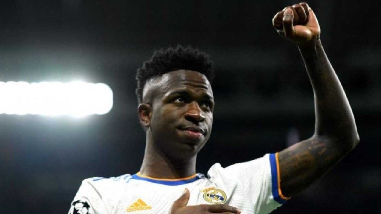 Tribunal arquiva denúncia por insultos racistas contra Vinicius Júnior