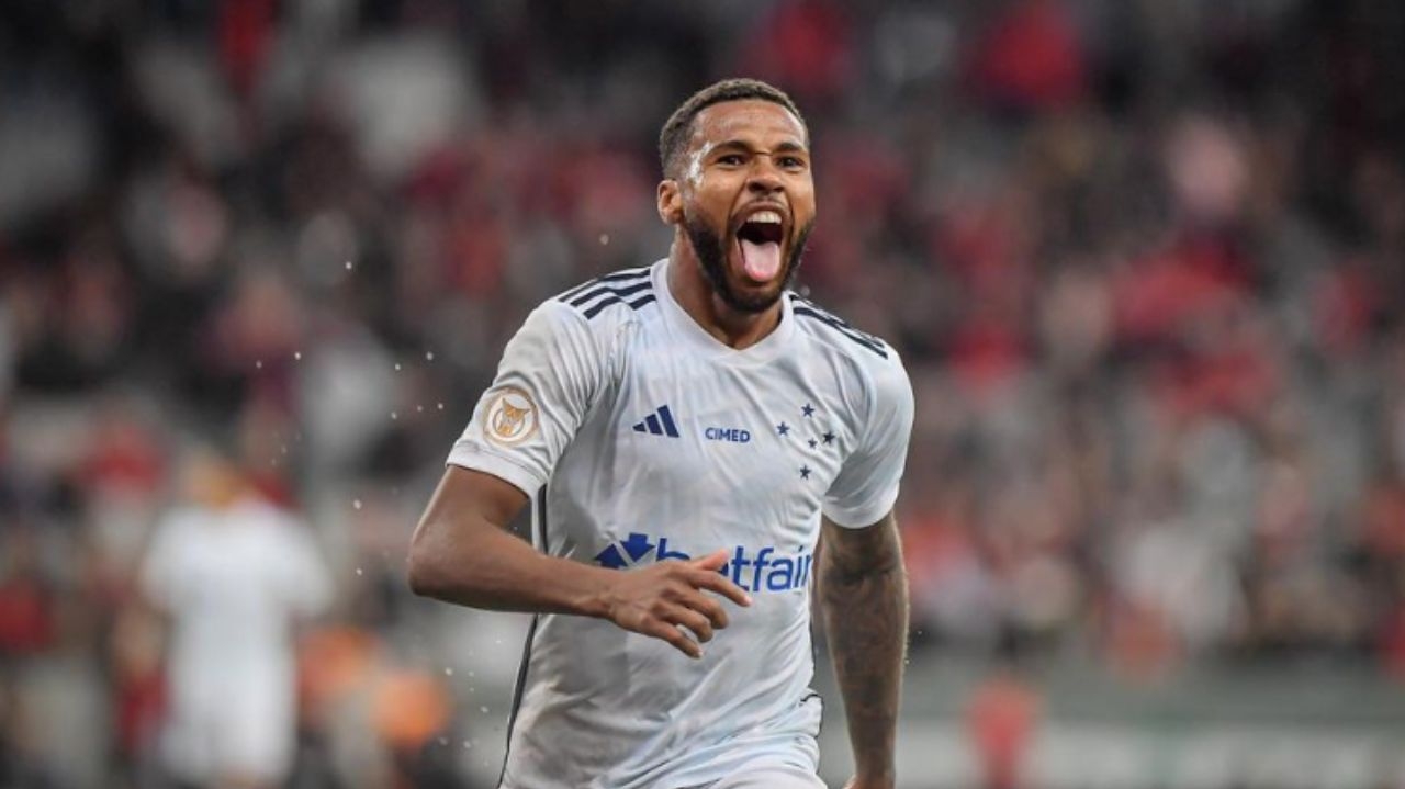 Cruzeiro recebe sondagens de interesse pelo atacante Wesley