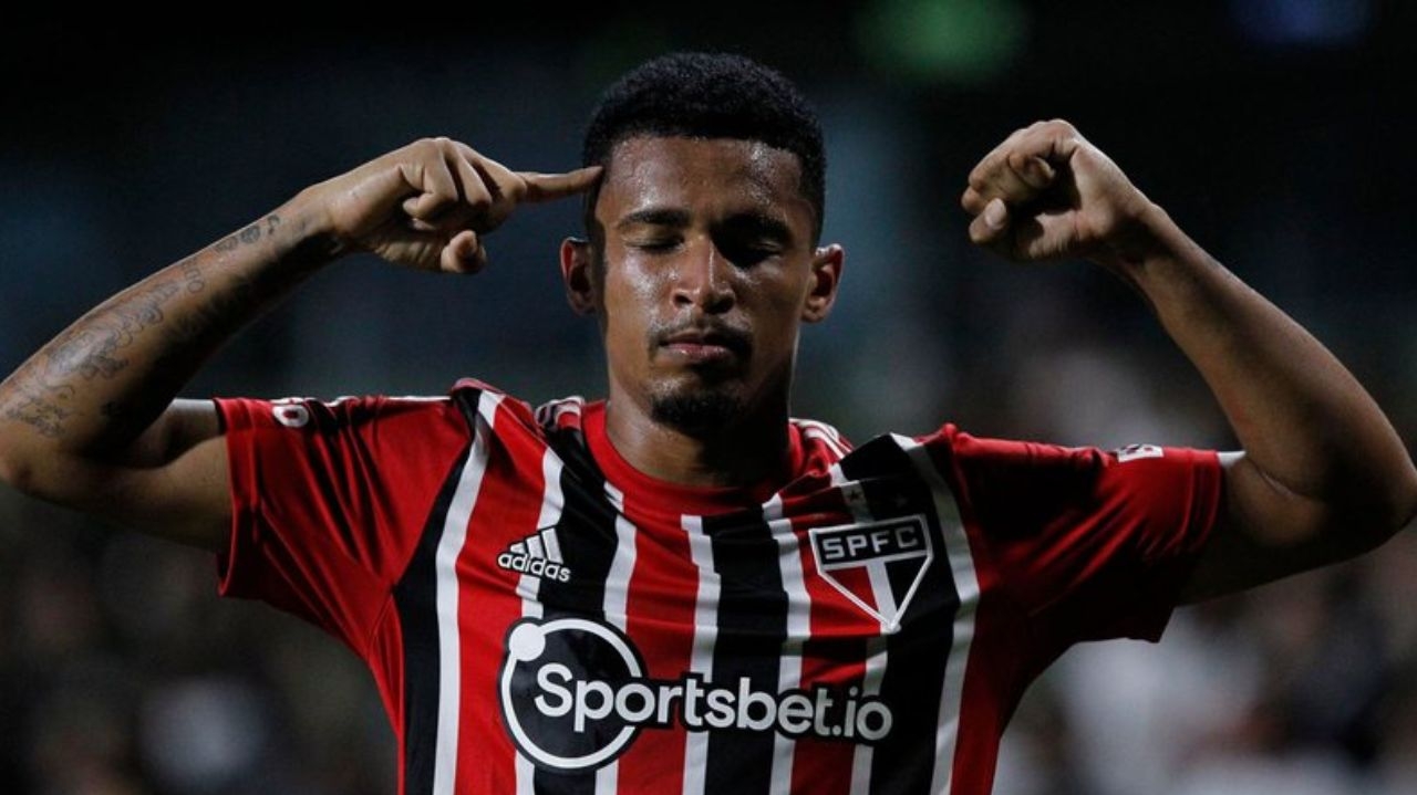 Marcos Paulo acerta rescisão de contrato com São Paulo