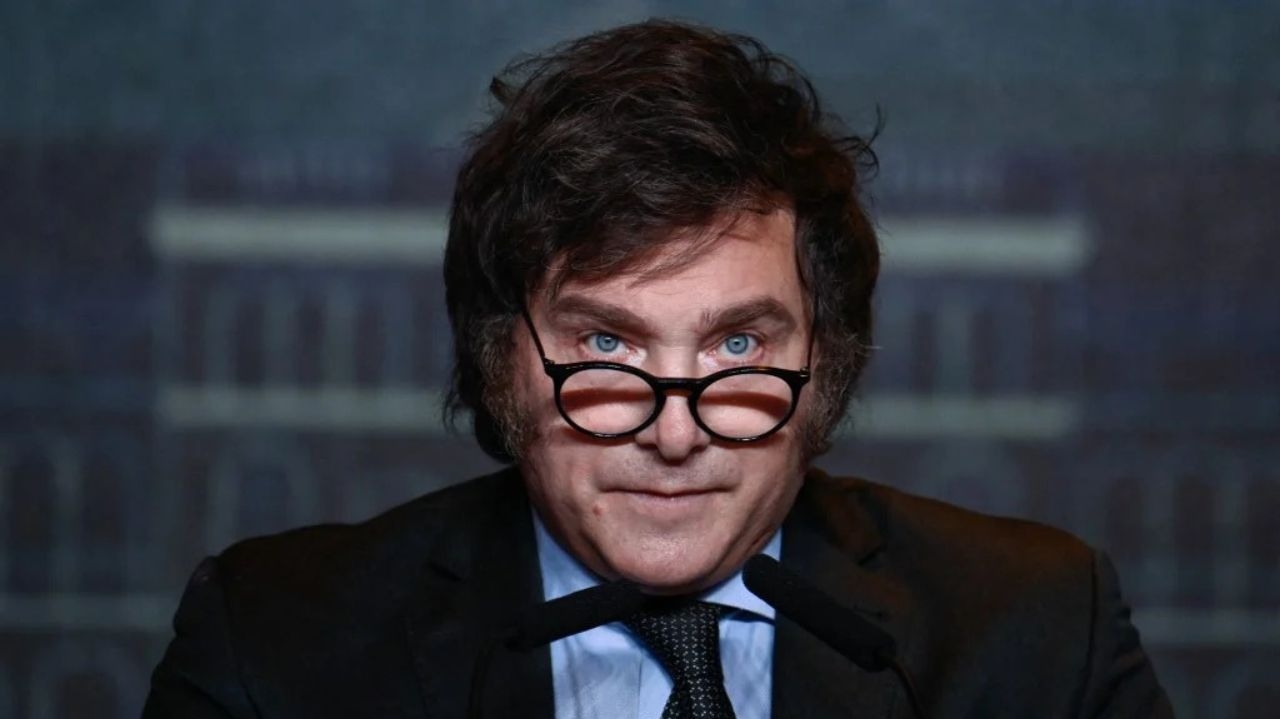 Milei ameaça processar sindicalistas, caso manifestação contra novas leis seja feita