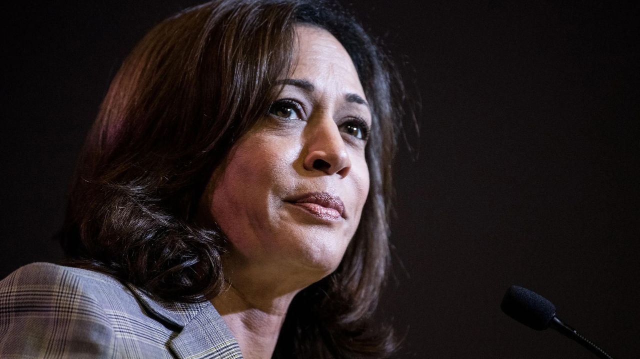 Kamala Harris discursa sobre preocupação com possível segundo mandato de Trump