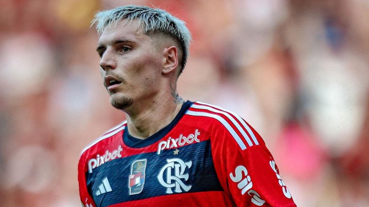 Varela se encaixa no esquema tático do Tite e marca primeiro gol pelo Flamengo