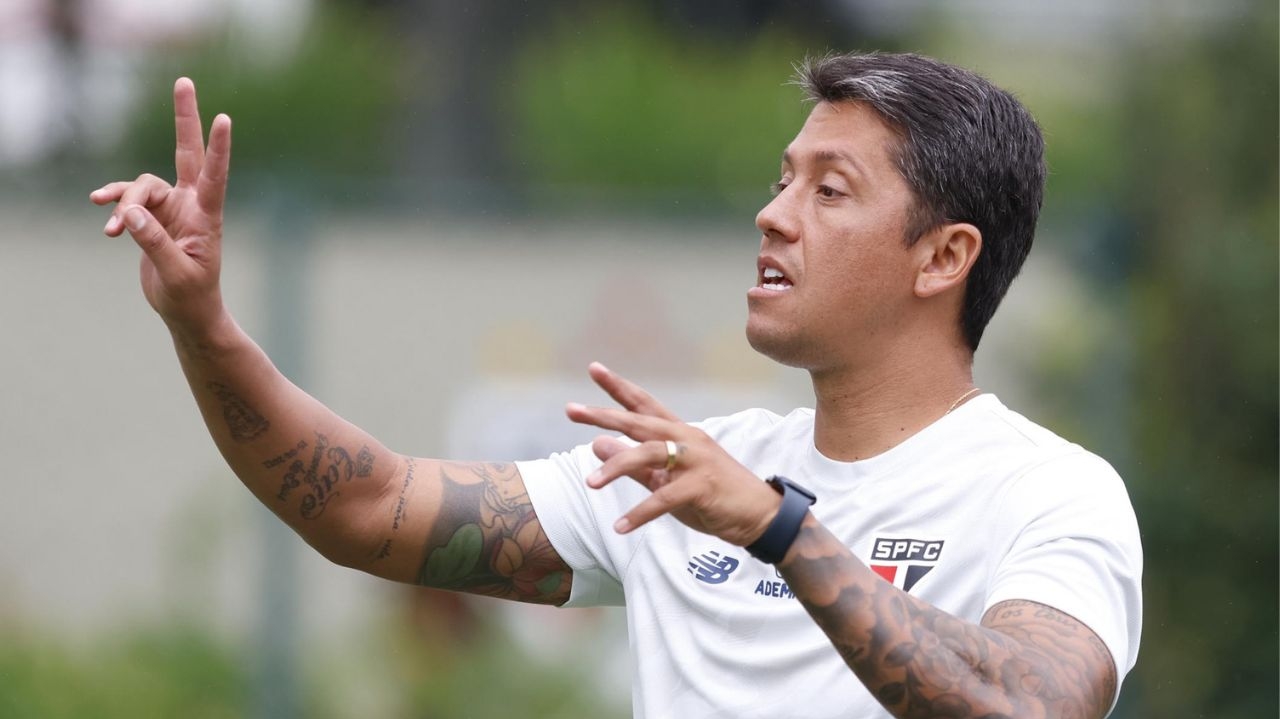 Thiago Carpini avalia estreia como técnico do São Paulo