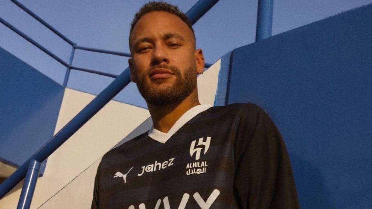 Neymar deve fazer teste de DNA quando bebê nascer; suposta identidade da mãe é revelada