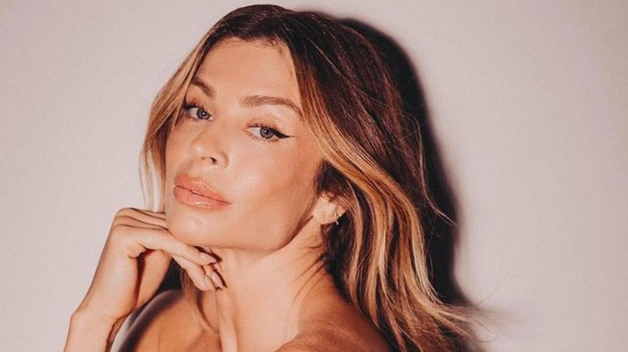 Grazi Massafera esbanja beleza e sensualidade em ensaio publicado nas redes