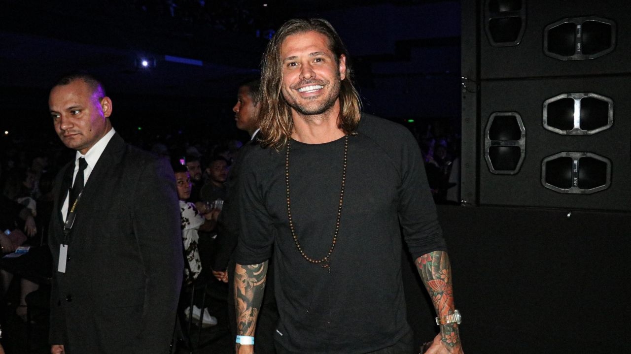 “As pessoas não enxergam a melhora das outras”, rebate Dado Dolabella sobre as críticas de acusação de agressão no passado