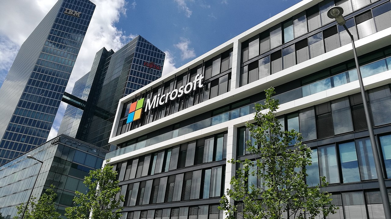 Crescimento na receita da Microsoft é projetado devido a Inteligência Artificial