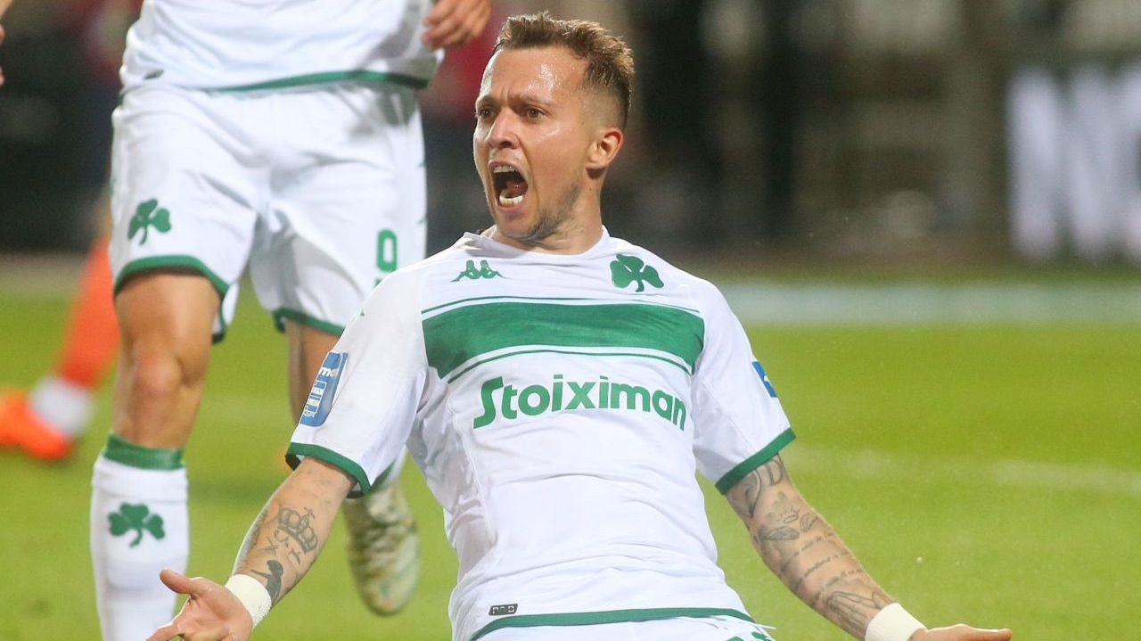 Atlético-MG fica mais perto de contratar Bernard para o segundo semestre