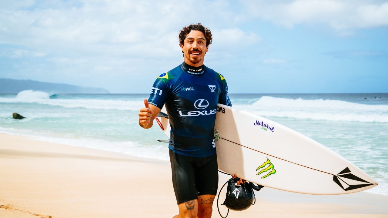 Yago Dora é eliminado nas oitavas e Brasil se despede de Pipeline na WSL