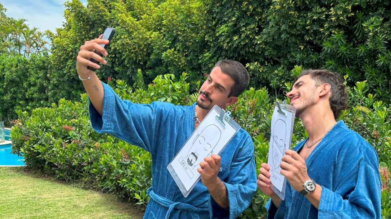 Enzo Celulari tem tarde de cuidados pré-Carnaval