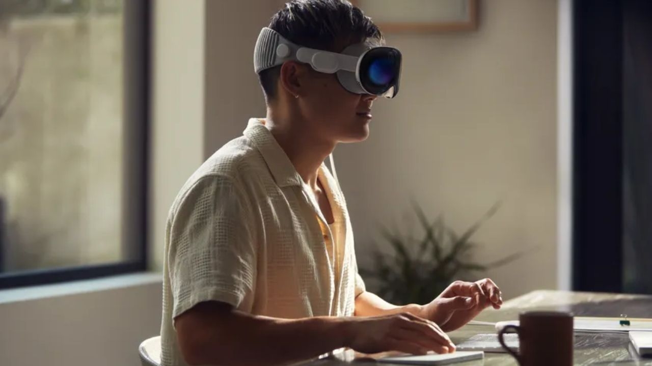 Apple Vision Pro pode influenciar no funcionamento do cérebro, dizem especialistas