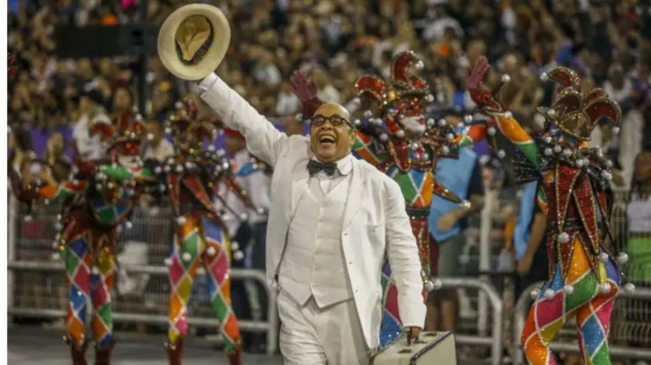 Mocidade Alegre é campeã pelo segundo ano consecutivo no Carnaval paulistano