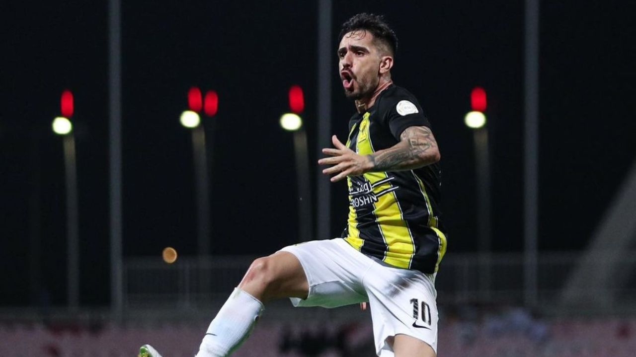 Corinthians: Igor Coronado assina por duas temporadas